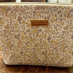 Lucky Brand Make Up Pouch Vinyl Cosmetic Bag Floral